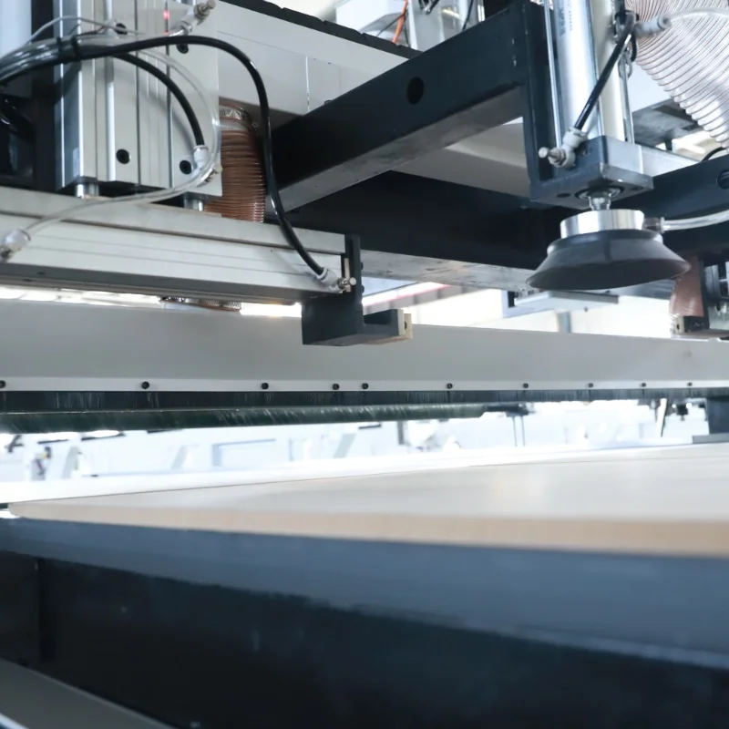 Fully automatic loading and unloading ATC CNC router for kitchen cabinets used for panel furniture nesting and labeling