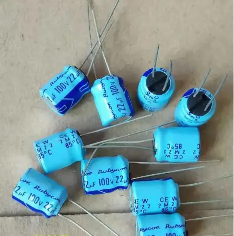 

30pcs/lot Original Japanese RUBYCON 100V 22UF TWSS 10x12 CEW sky blue old audio electrolytic capacitor free shipping