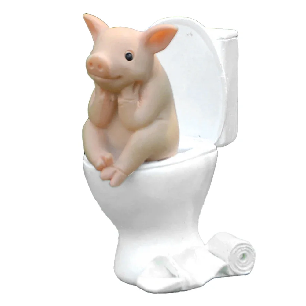 Cartoon Pig Desktop Ornaments Piggy Sitting On Toilet Figure Miniature Animal Decoration Creative Toy Kids Gifts Desktop Decor ﻿