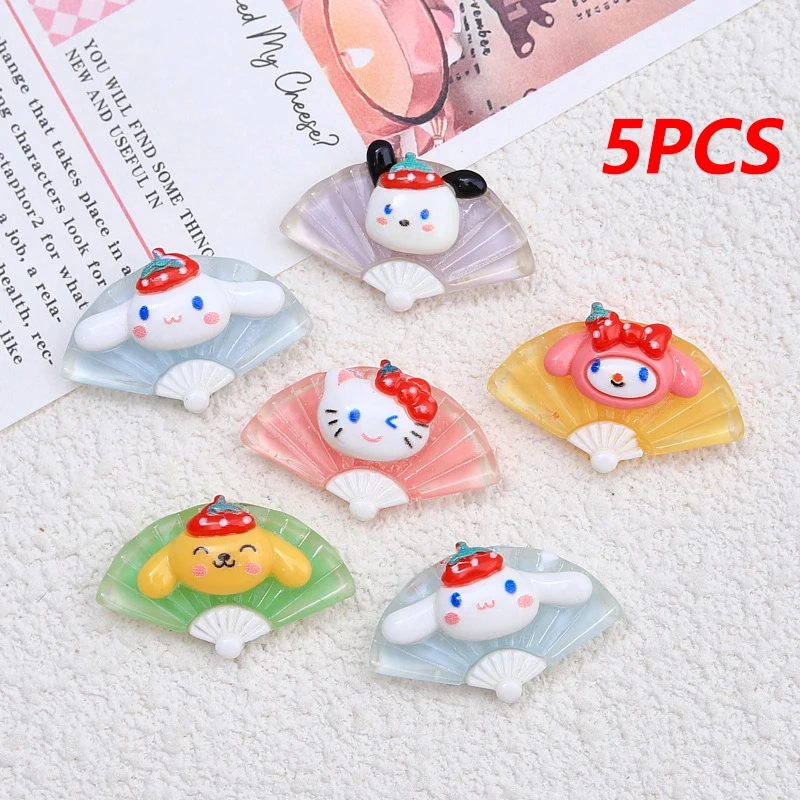 5PCS/Bag Sanrio Fan Shaped Car Ornaments Cute Cinnamoroll Pompompurin KT Melody Pochacco Home Decoration Toy DIY Accessory Gifts