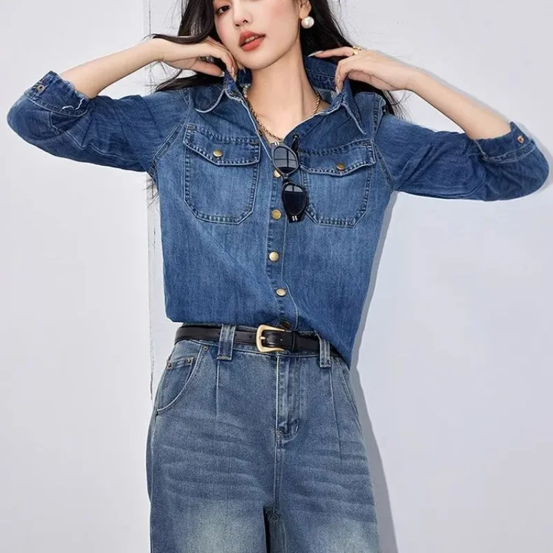 

Женская винтажная потертая джинсовая рубашка Ruella с длинными рукавами и пуговицами спереди, повседневная блузка с карманами