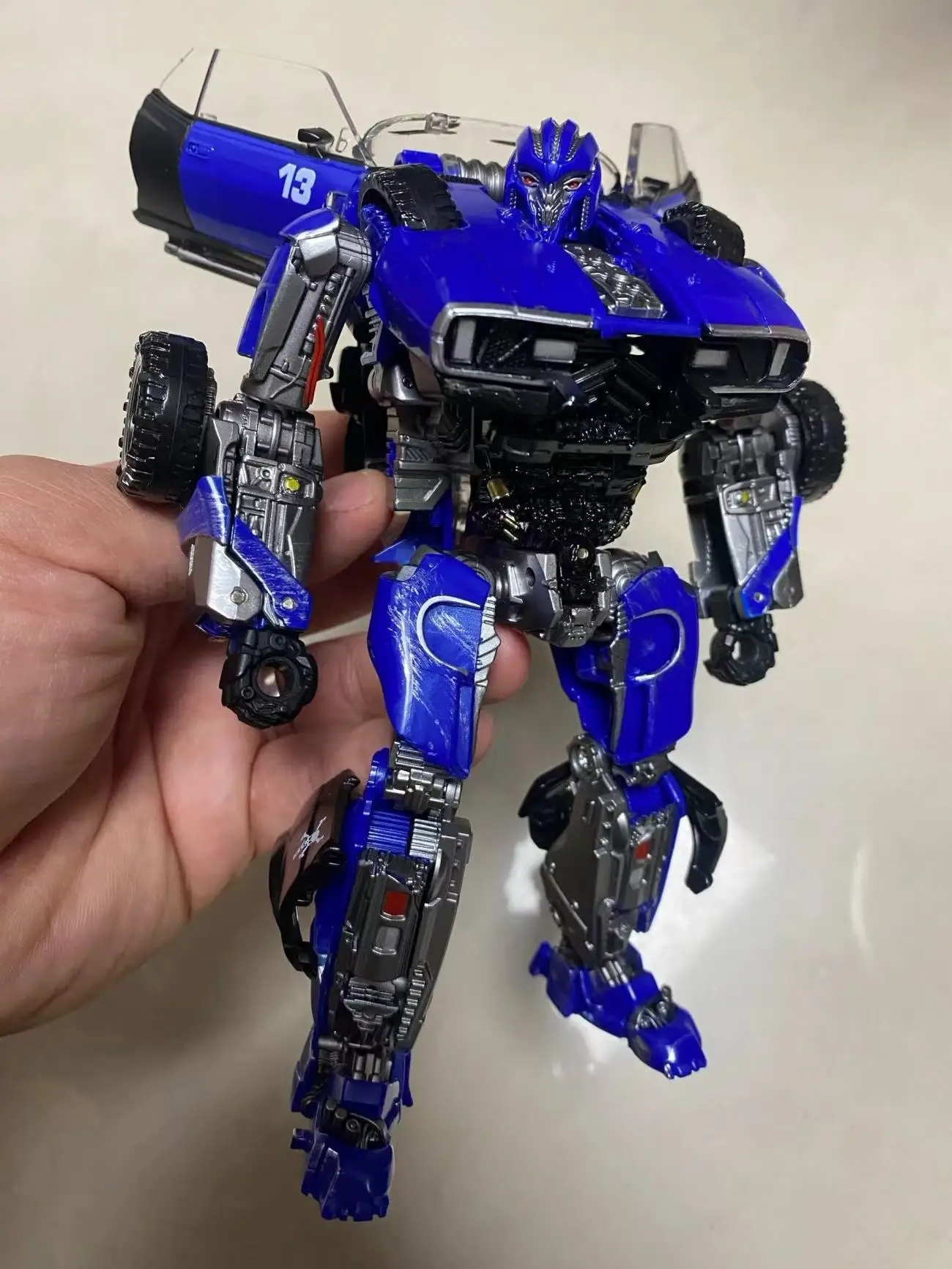 BAIWEI Budweiser TW1033 Transformation TW-1033 Dropkick KO SS46 OVERSIZE Action Figure Giocattolo da Collezione Disponibile