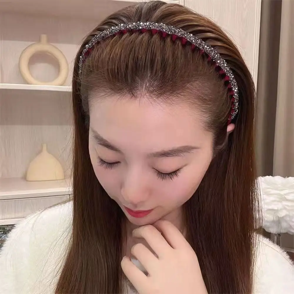 with Toothed Rhinestone Headband Vintage Face Wash Make Up Hairband Plastic Korean Style Diamond Hair Hoop Non-slip