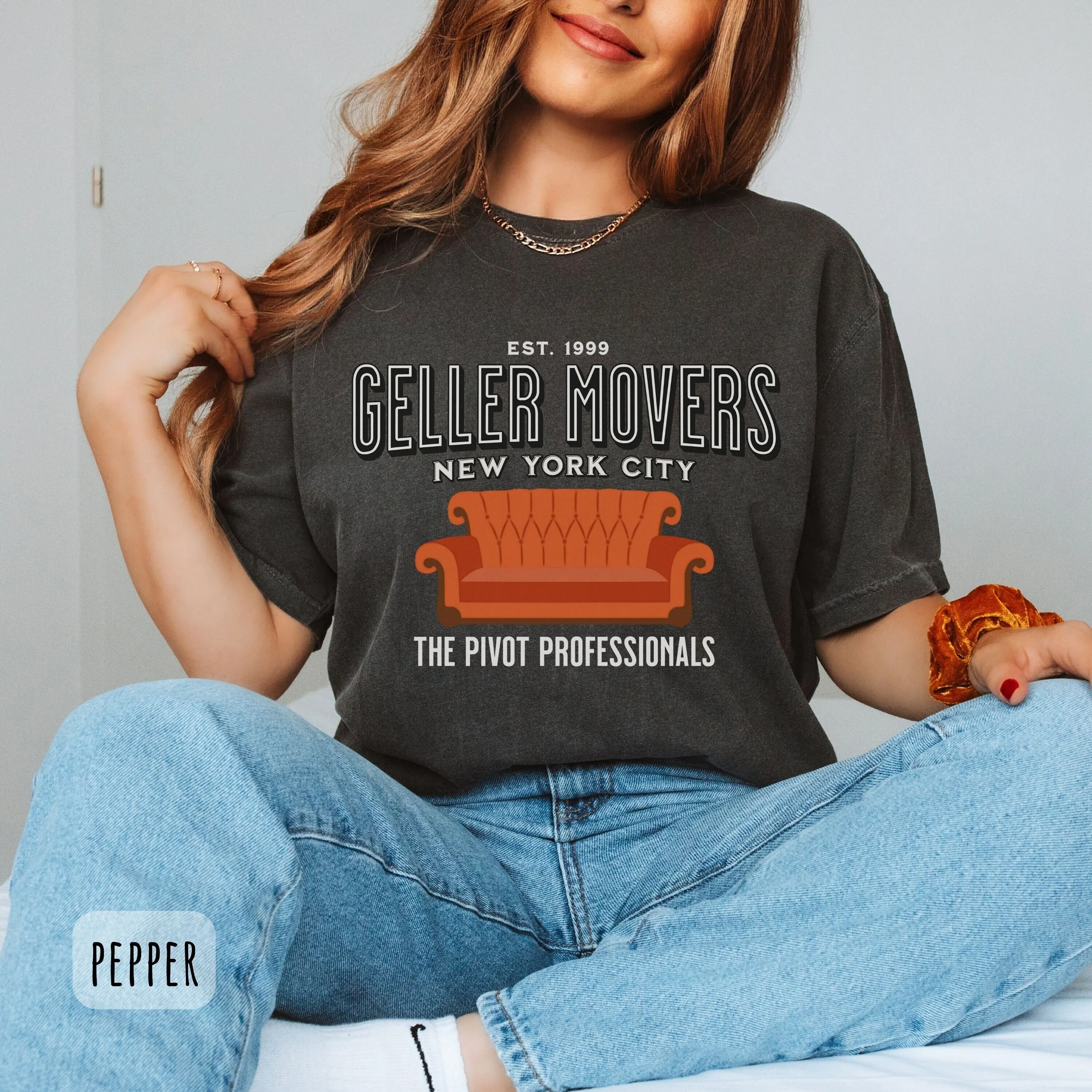 Friends PivoT T Shirt Ross 90s TV show Geller Movers