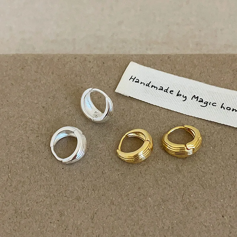 

Trendy Line Texture Hoop Earrings for Women 925 Silver Needle Metal Geometric Circle Ear Buckles Charm Jewelry Party Gifts