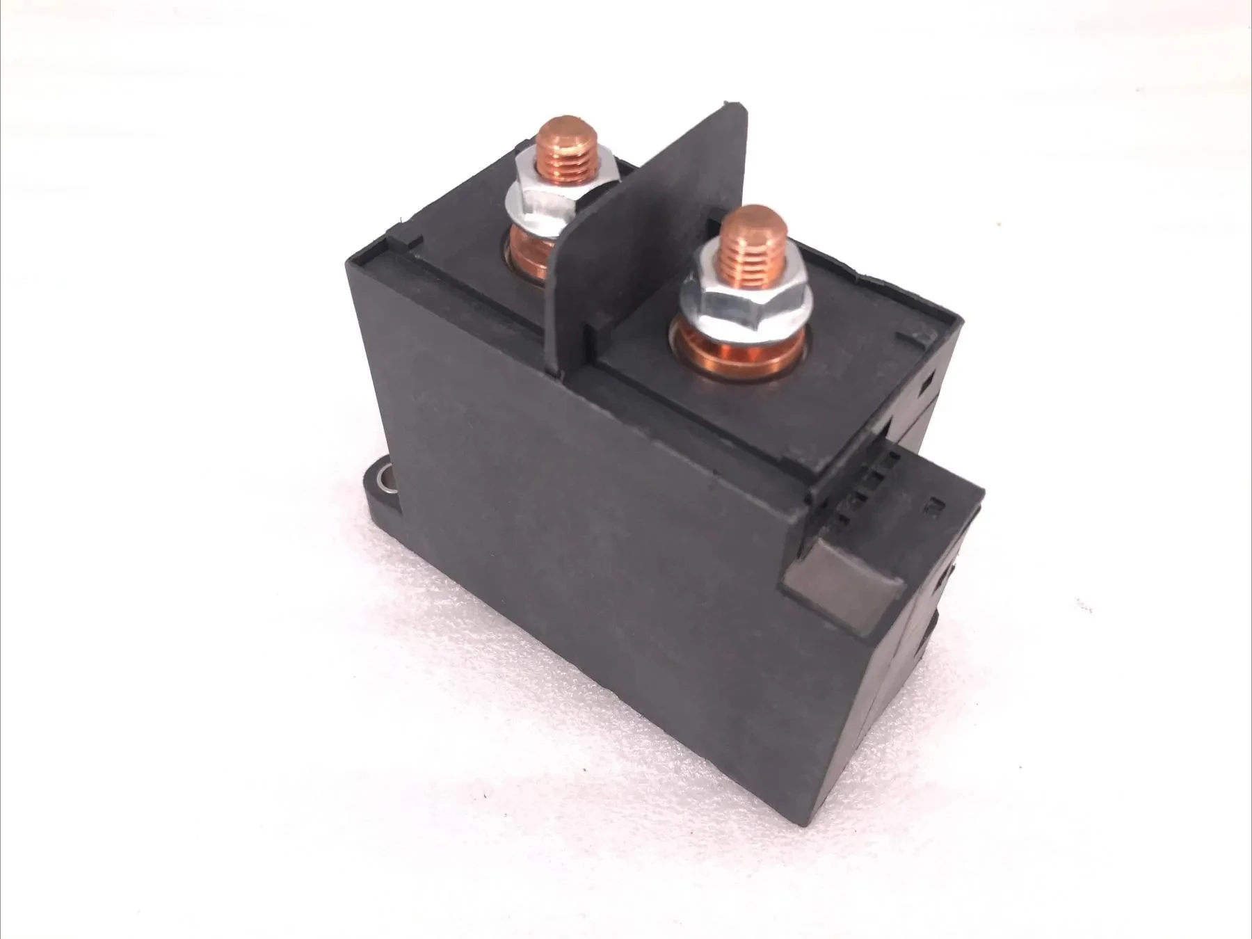 High Voltage DC Contactor 12-24VDC/200A/300A Lithium Battery New Energy Vehicle Relay
