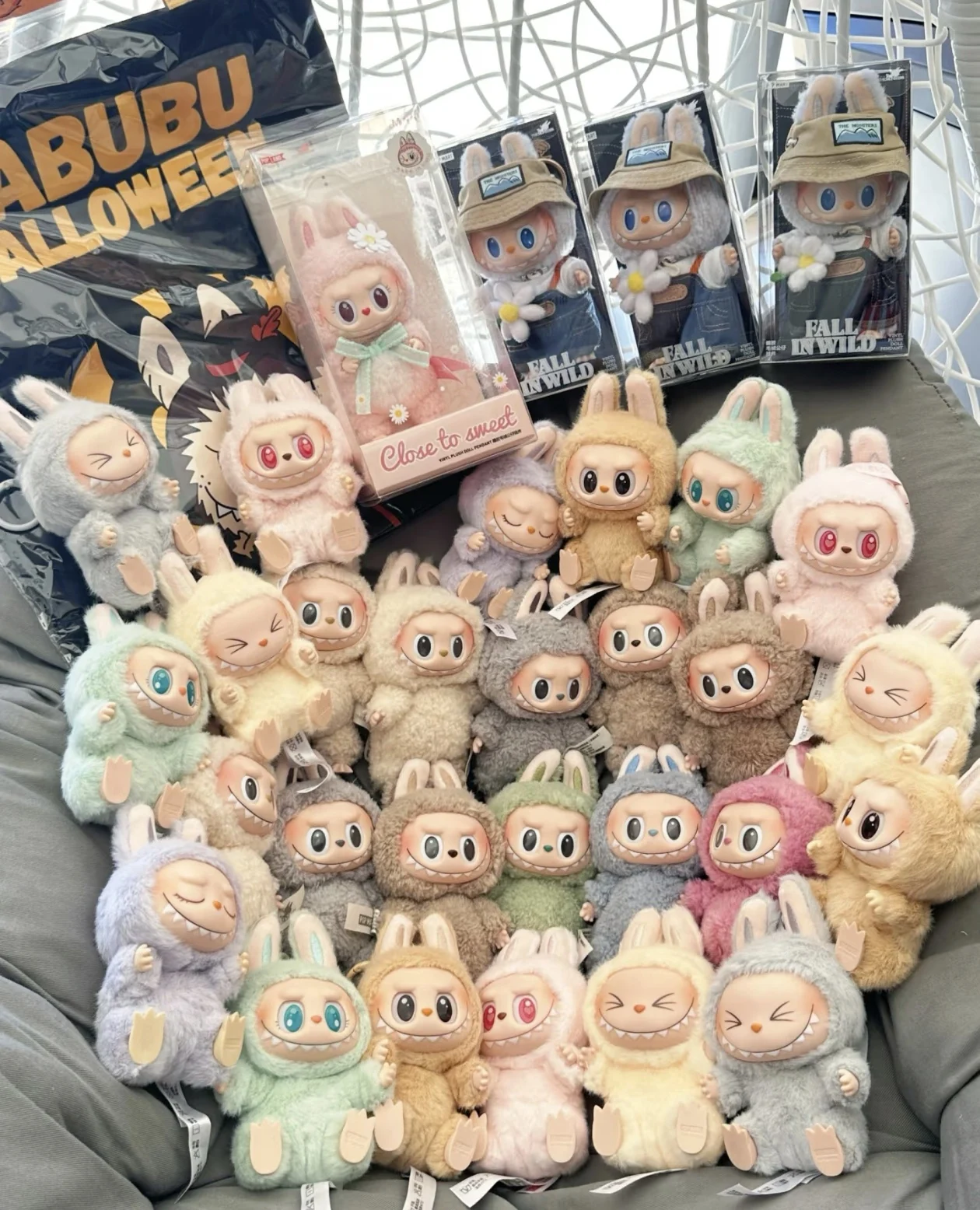 For Labubu The Monsters Blind Box Hot Toy Heartbeat Macaron Enamel Face PVC Figure Doll Kawaii Ornament Keychain Gift for Kids