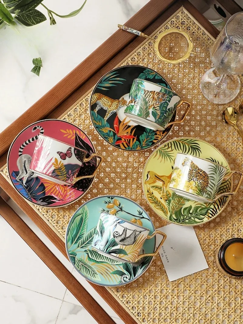 Coffee cups and saucers, wedding set, housewarming wedding souvenir, birthday gifts for girlfriends