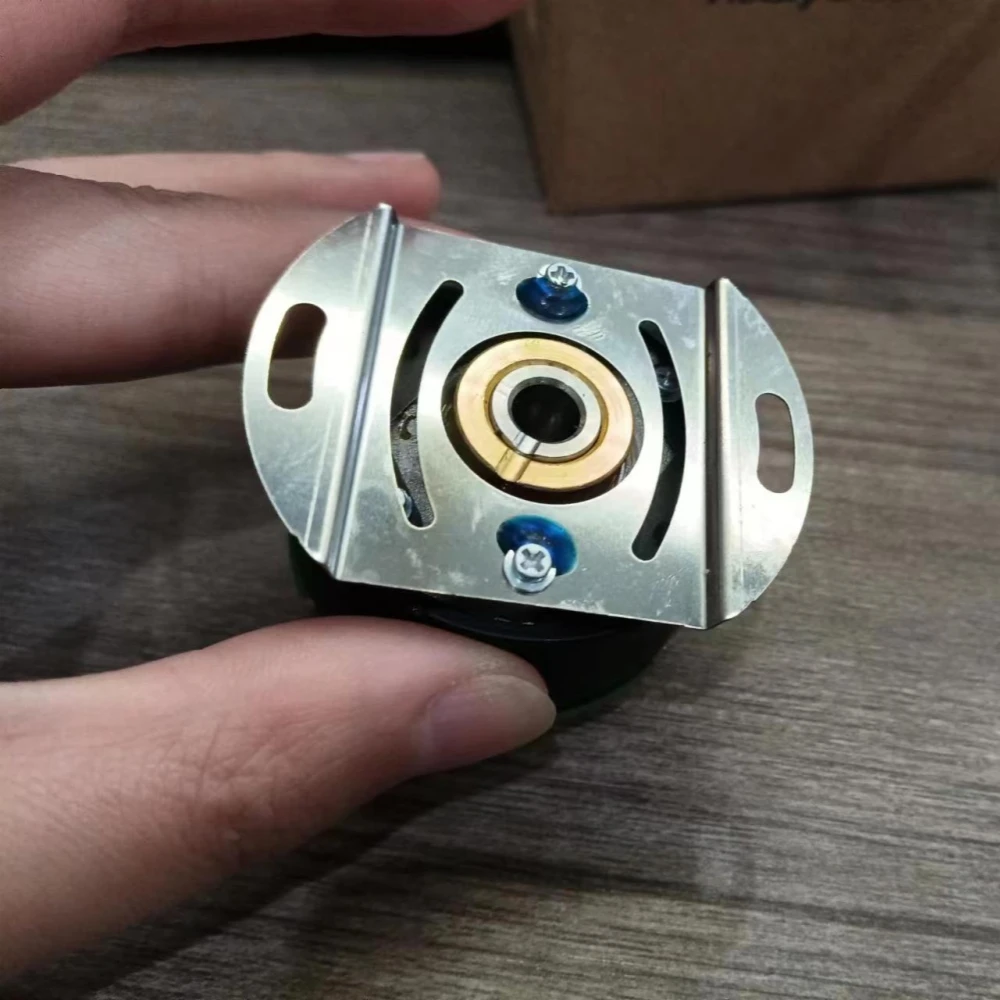 NH4-17LS65CZT Servo Motor Encoder NH4-17LS65CAM Output Stable In Stock