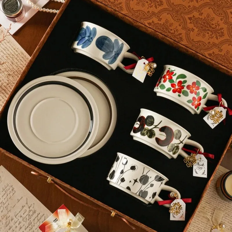 

Engagement and wedding gifts for girlfriends, newlyweds, wedding girls, coffee cup sets, practical and high-end gifts, souvenirs