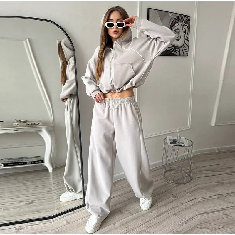 Damen-Hosen 2-teiliges Set: Kapuzenjacke mit langen Ärmeln und Reißverschluss, elastische Taille, weit geschnittene Hose, schicke Damen-Sportbekleidung, neues Herbst-Outfit. – Detail 9