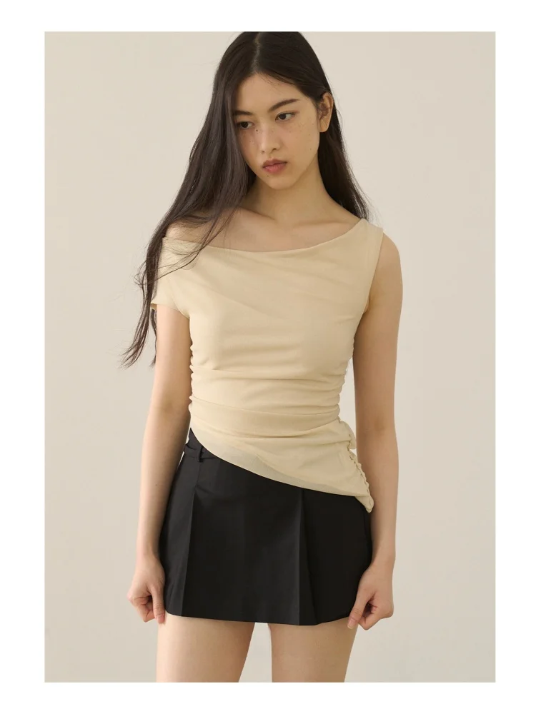Top de Tirantes Juadvent con Pliegues Asimétricos, Cintura Ajustada y Hombros Descubiertos en Color Beige, Verano 2025, Largo Regular