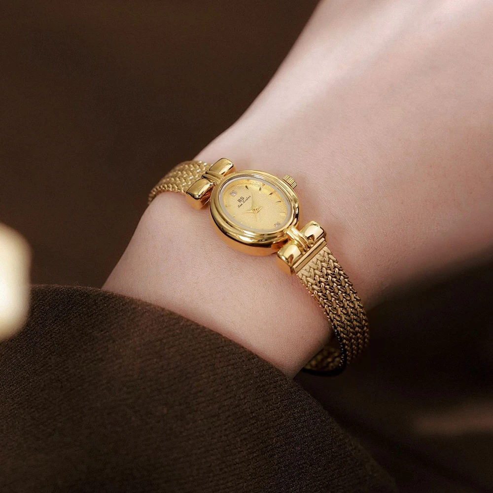 NEW Vintage Light Luxury Women's Watches Waterproof Oval Dial Watch For Woman Wheat Strap Temperament Women Wristwatch