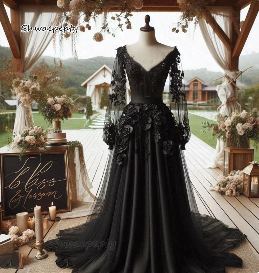 

Vintage Gothic Black Wedding Dress With Flowers Lace Appliques Illusion Long Sleeves A-Line Tulle Bridal Gowns Customized
