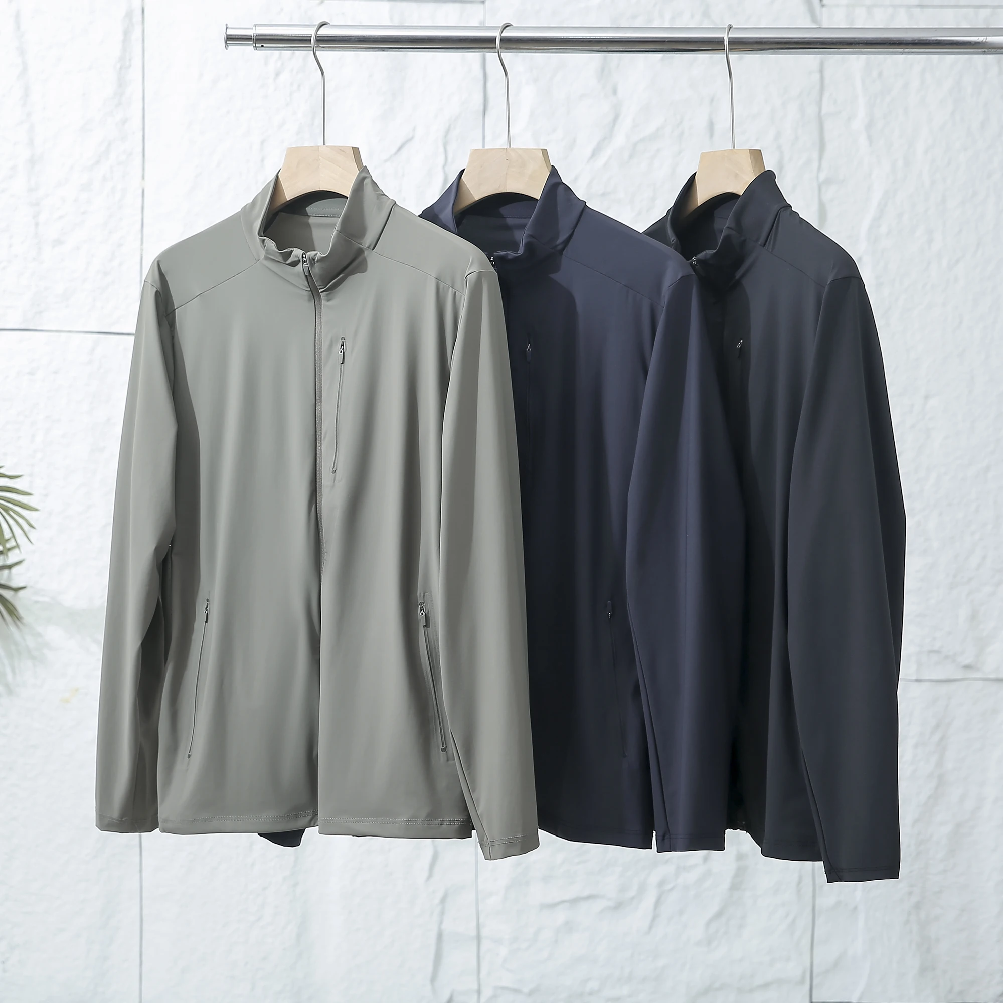 

Мужская функциональная куртка с воротником-стойкой, легкая, водонепроницаемая, с лазерной перфорацией, для активного отдыха, модная, городская, весна-осень