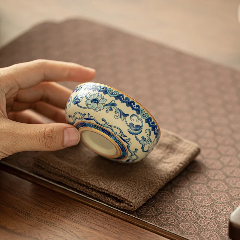 Jingdezhen Blue White Ru Kiln Master Tea Cup Interlocking Lotus Porcelain Tasting Cup Kung Fu Tea Set Gift Box