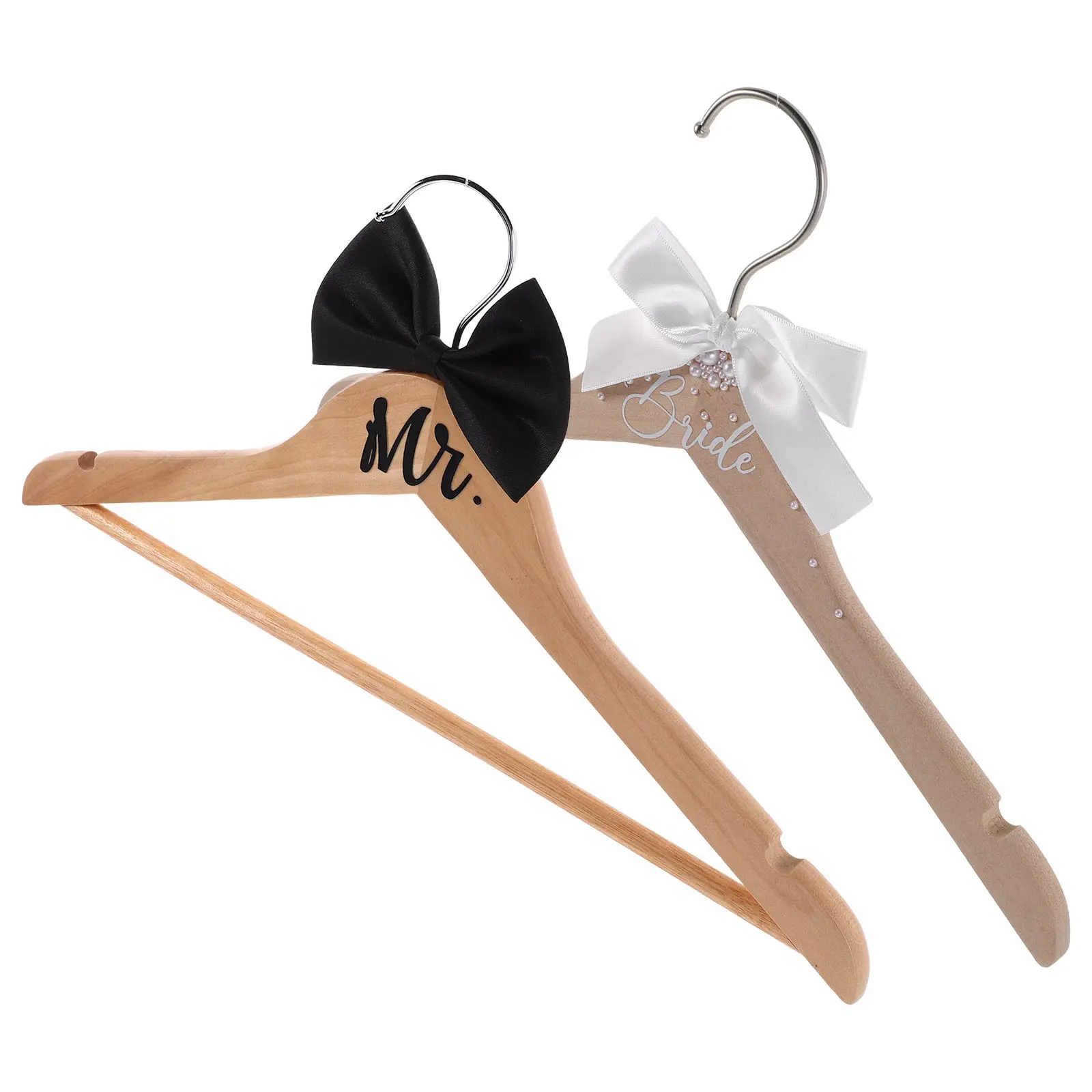 2Pcs Wooden Wedding Hangers Set Bride Groom Pearl Finished Bow Tie Design for Bridal Gown Tuxedo Suit Presentation Bridal Party