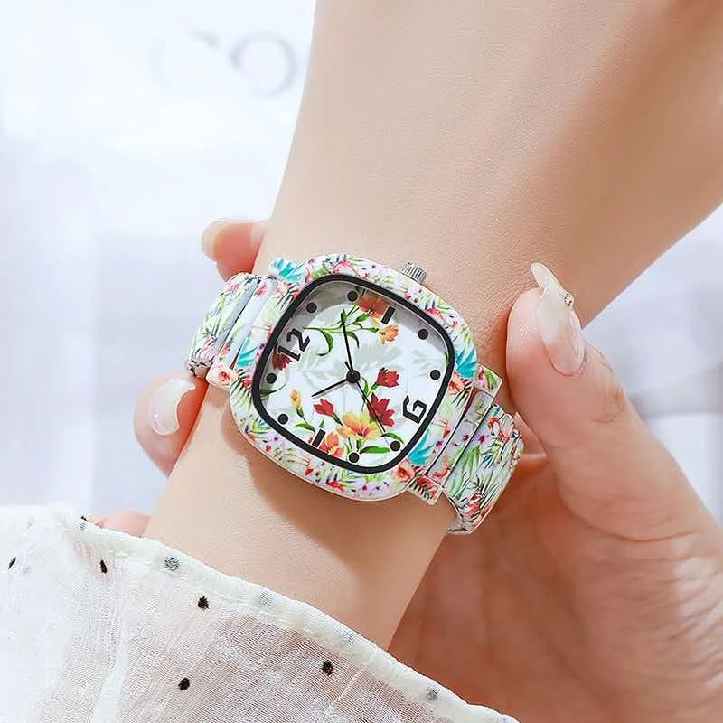 1Pc New Women's Quartz Watch - Gift And Exquisite Combination - Suitable For All Holiday Occasions