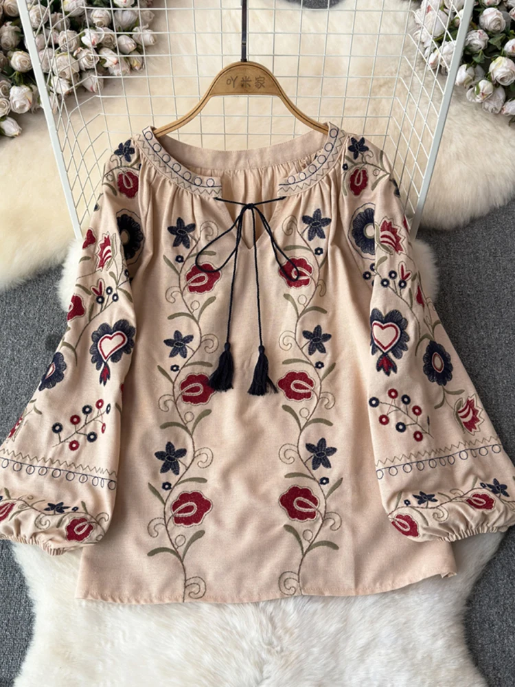 EWQ Vintage Embroidered Design Blouse Women Lace-up Collar Lantern Sleeves Loose Contrast Color Tops 2024 Summer New 27C298