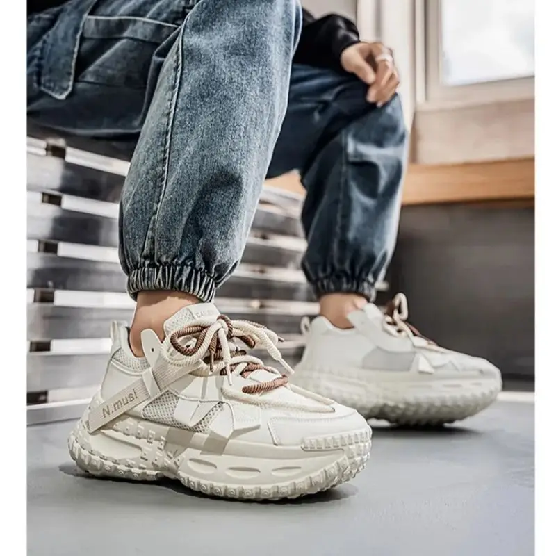 

Men's Breathable Mesh Sports Shoes Trendy Versatile Thick-Soled Height-Increasing Casual Dad Outdoor Footwear