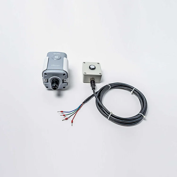 EM500-LGT LoRaWAN Light Sensor 0-100 KLux ±3% 10-Year Battery IP67 Smart Agriculture Urban Lighting