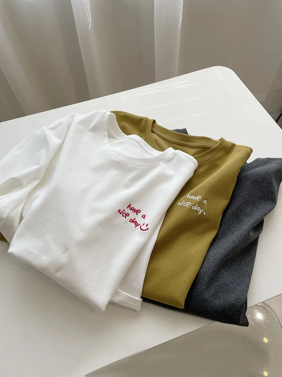 Damska koszulka plus size 300 Pou z nadrukiem małych liter, luźna, wyszczuplająca, z okrągłym dekoltem, na wiosnę i lato, casualowa.