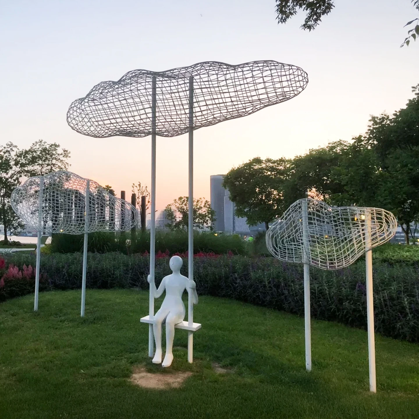 

Stainless steel hollow woven cloud sculpture