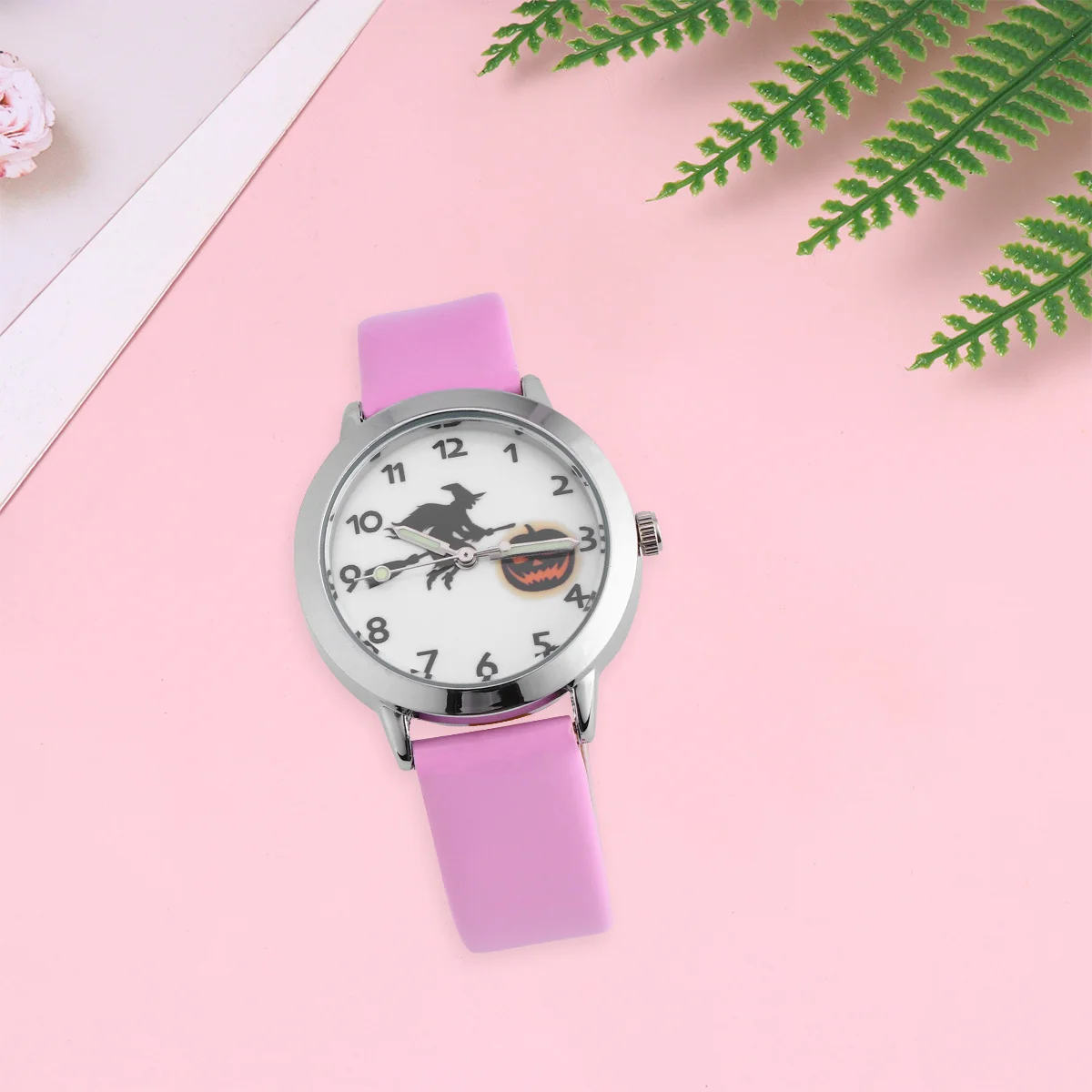 

1Pcs Halloween Kids Watch Luminous Pointer Quartz Witch Pumpkin Lantern Creative Wristwatch Gift for Children Red