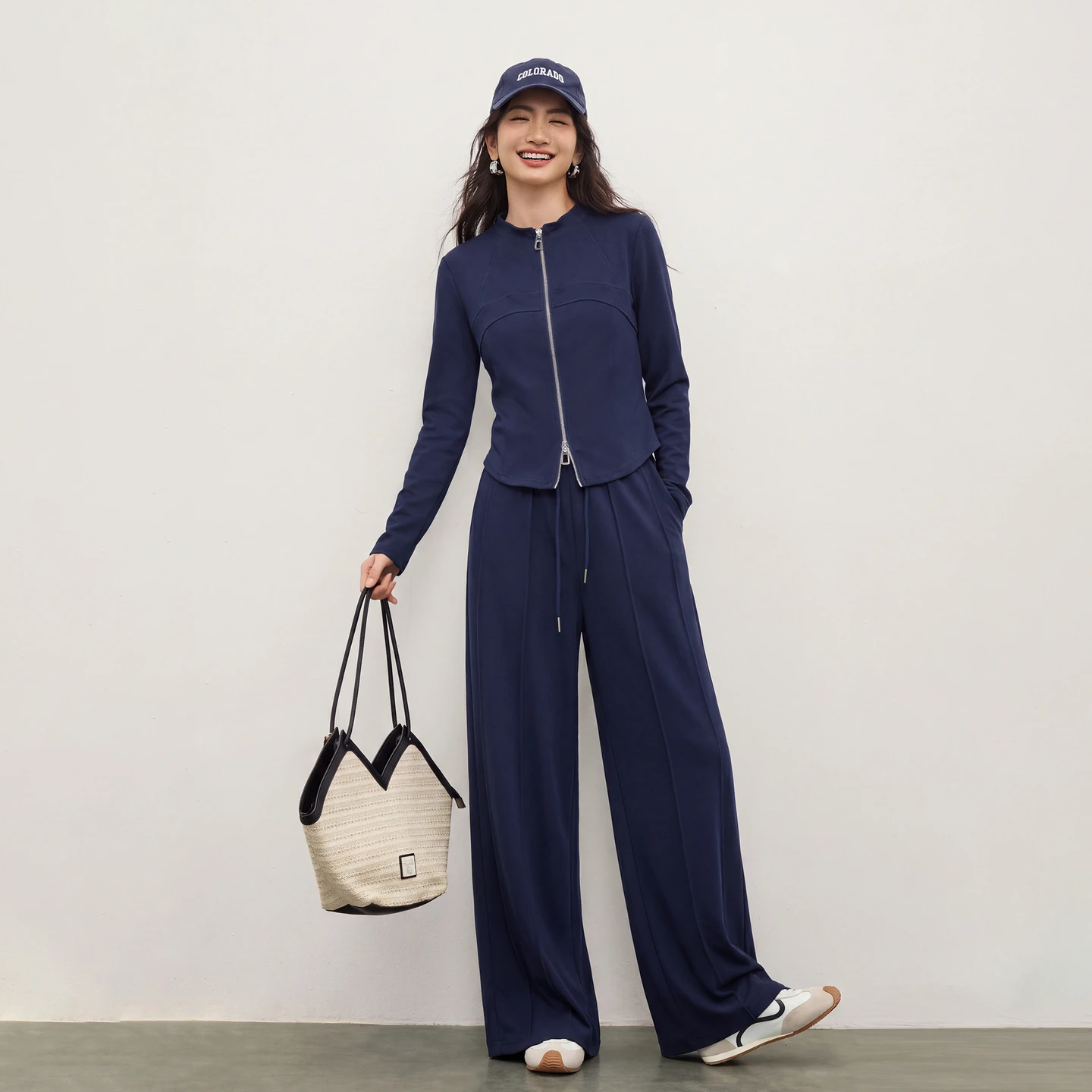 SENTUBILA 2026 New Autumn Women Casual Sports Tracksuit Long Sleeve Sweatshirt Jacket Matching Two Piece Outfit Set W63ZC8317