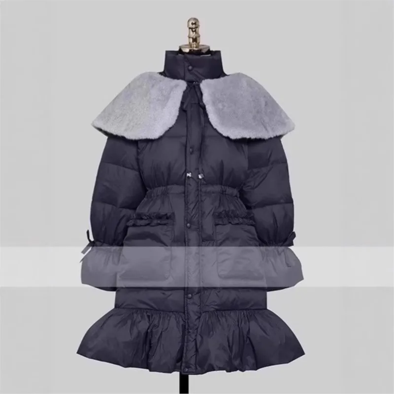 Winter Neuankömmling Damen Nerzbesetzte Laternenärmel Taillenbesetzte A-Linie Rüschen Weiße Ente Daunenjacke Mantel