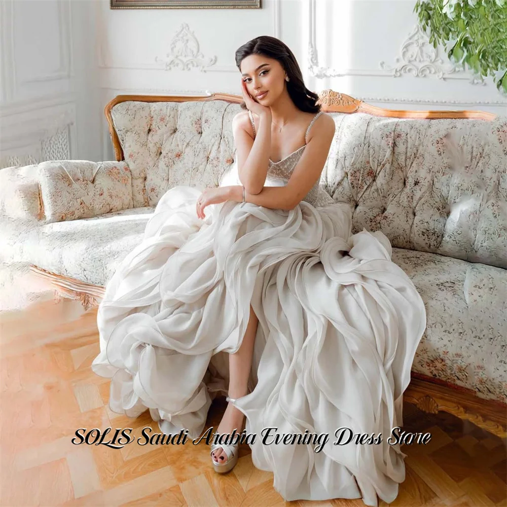

SOLIS Light Grey Party Dress Spaghetti Strap Sleeveless Evening Dress Wave Hem فساتين السهرة for Wedding Customized