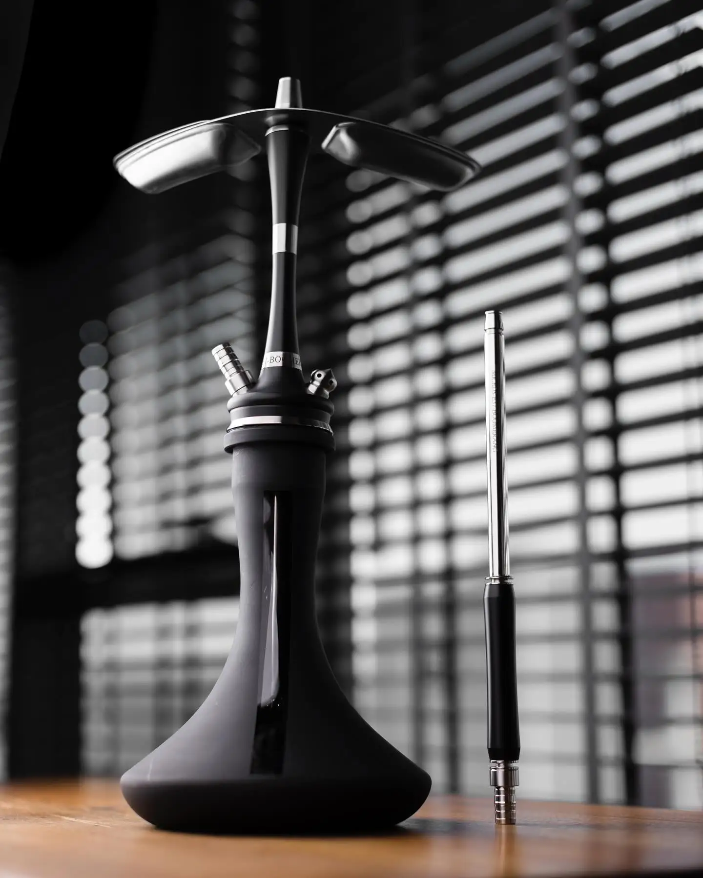 

Кальян Mr.EDS E37 Boomerang, набор из нержавеющей стали 304 с стеклянной колбой, однотрубный