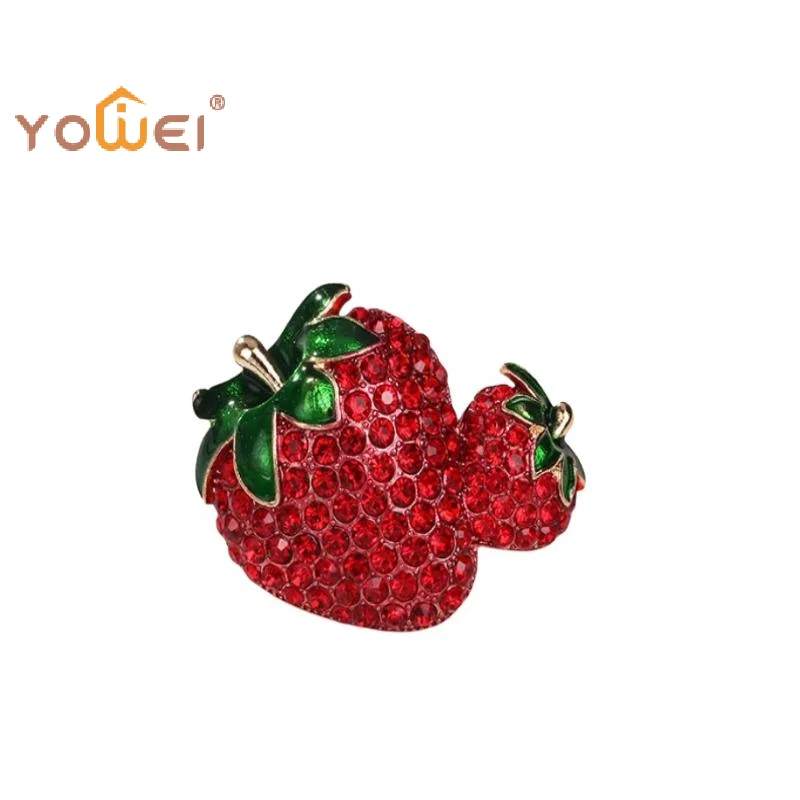 Latest Fashion Exquisite Rhinestone Fruit Double Strawberry Brooch For Women Coat Jewelry Accessries