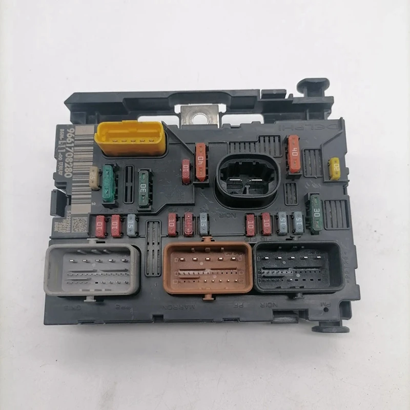 1 PCS Car ENGINE FUSE BOX Servo Box Replacement Parts Accessories For Peugeot 307 Citroen C2 C3 C4 Coupe C4 I 9675879480 6500ET