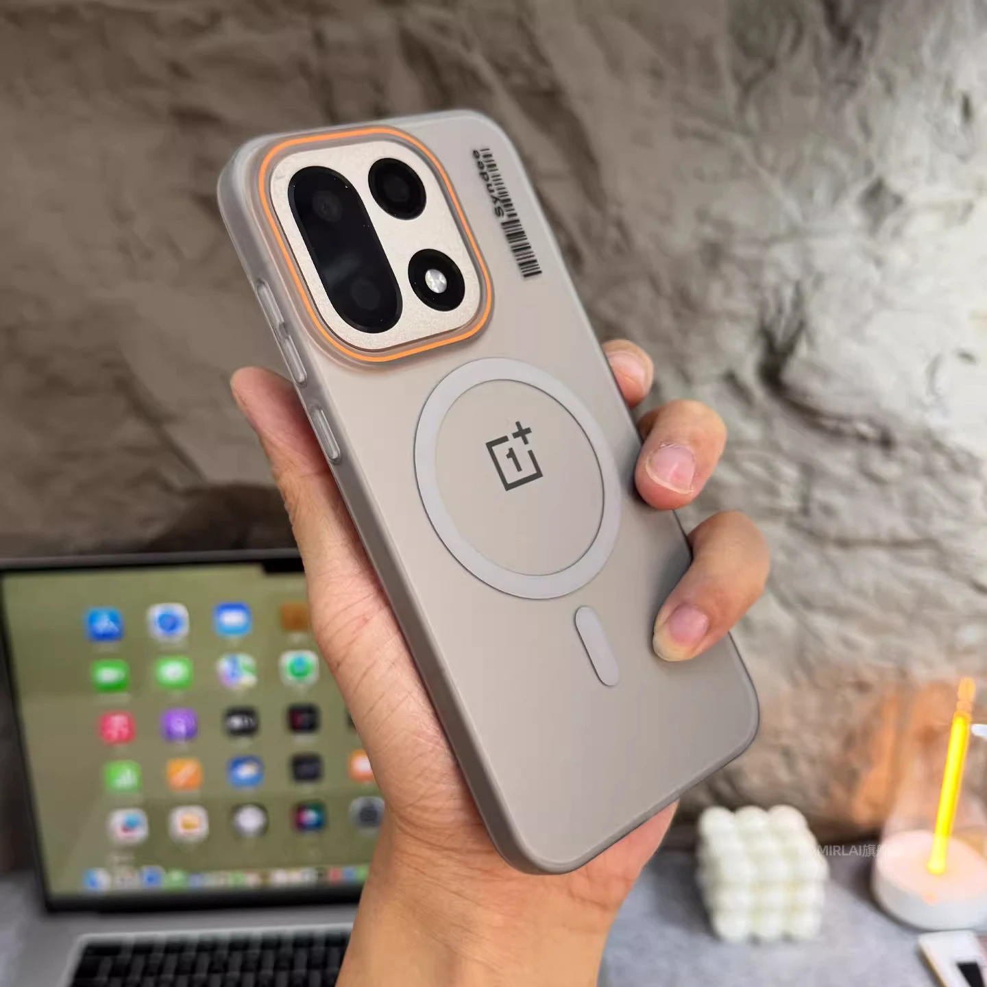 Für OnePlus 15 15R 13T 13R 13S 13 12R 11R 10R 9R 8T 1+ACE 2 3 5 Pro 6 Ultradünne matte durchscheinende magnetische Barcode-Hart-PC-Abdeckung – Detail 4