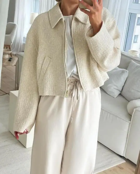 

Women's Jacket 2025 Autumn Winter Elegant Temperament Versatile Solid Color Jacket Fashionable Retro Casual Jacket