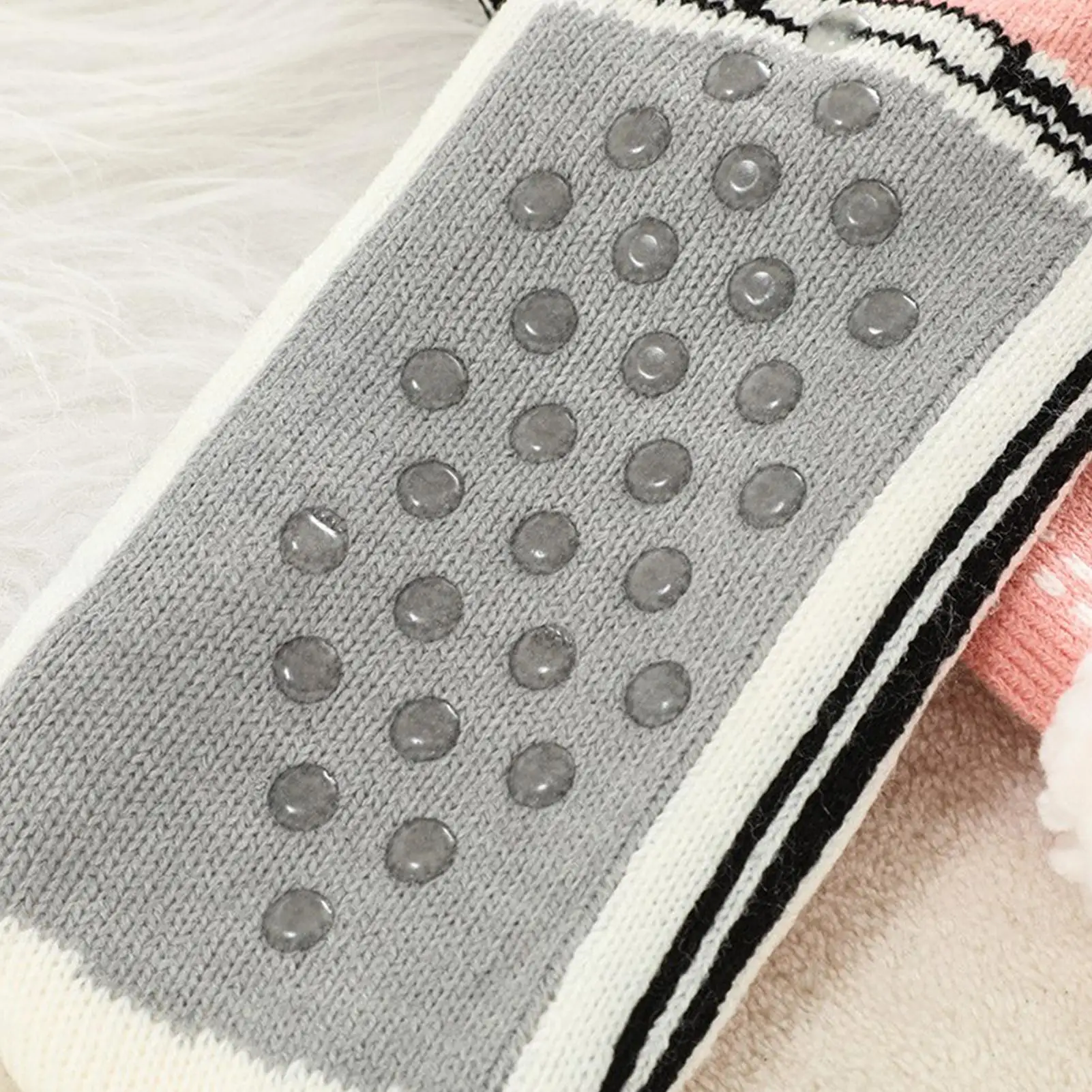 Electric Socks USB Non Slip Foot Warmers Camping Supplies For Boot Winter Travel Cold House Autumn Sleeping Outdoor Shoes view 5