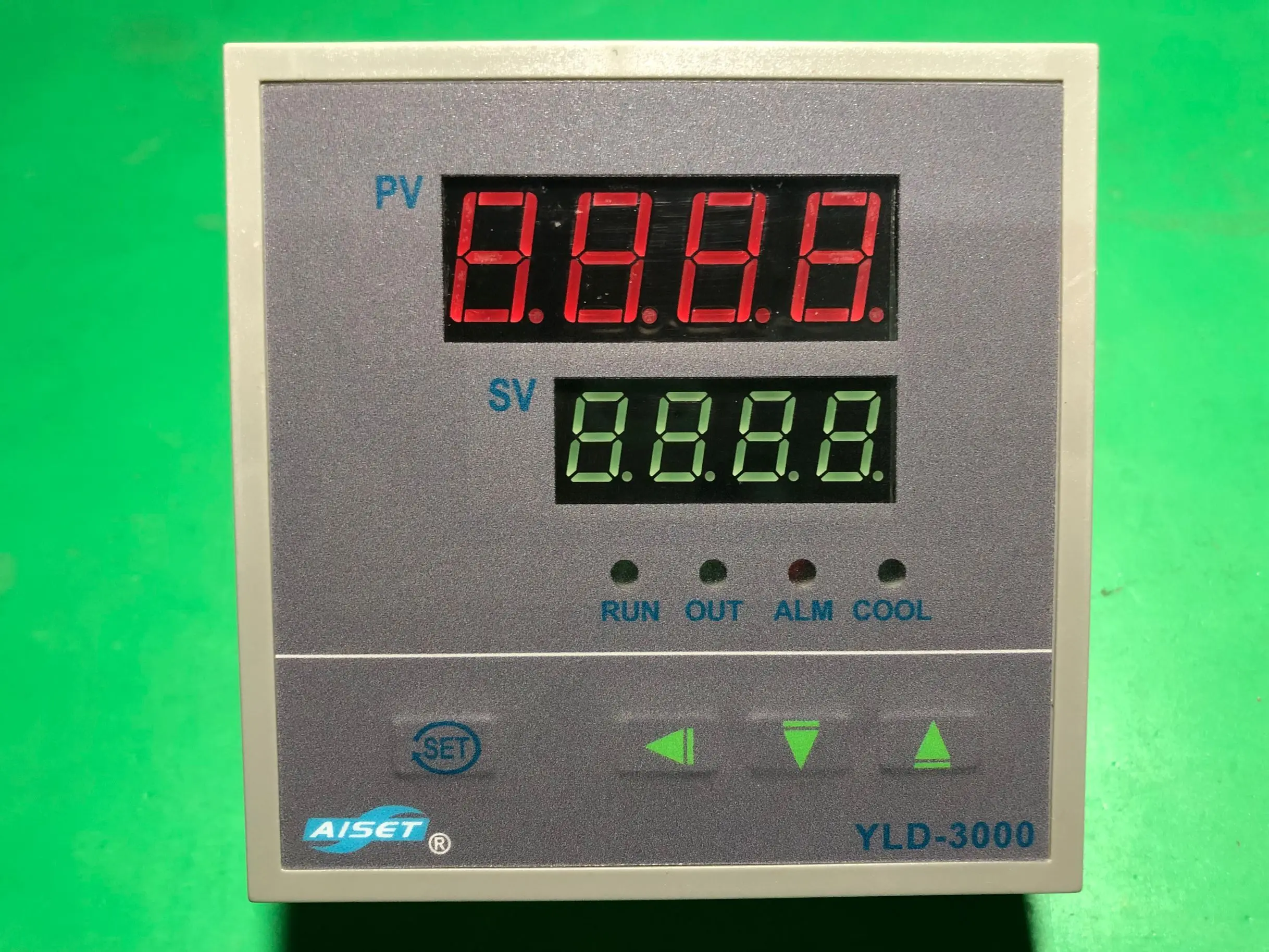 

YLD-3005 Shanghai Yatai Instrument Temperature Controller YLD-3000 Oven Temperature Controller YLD-3001