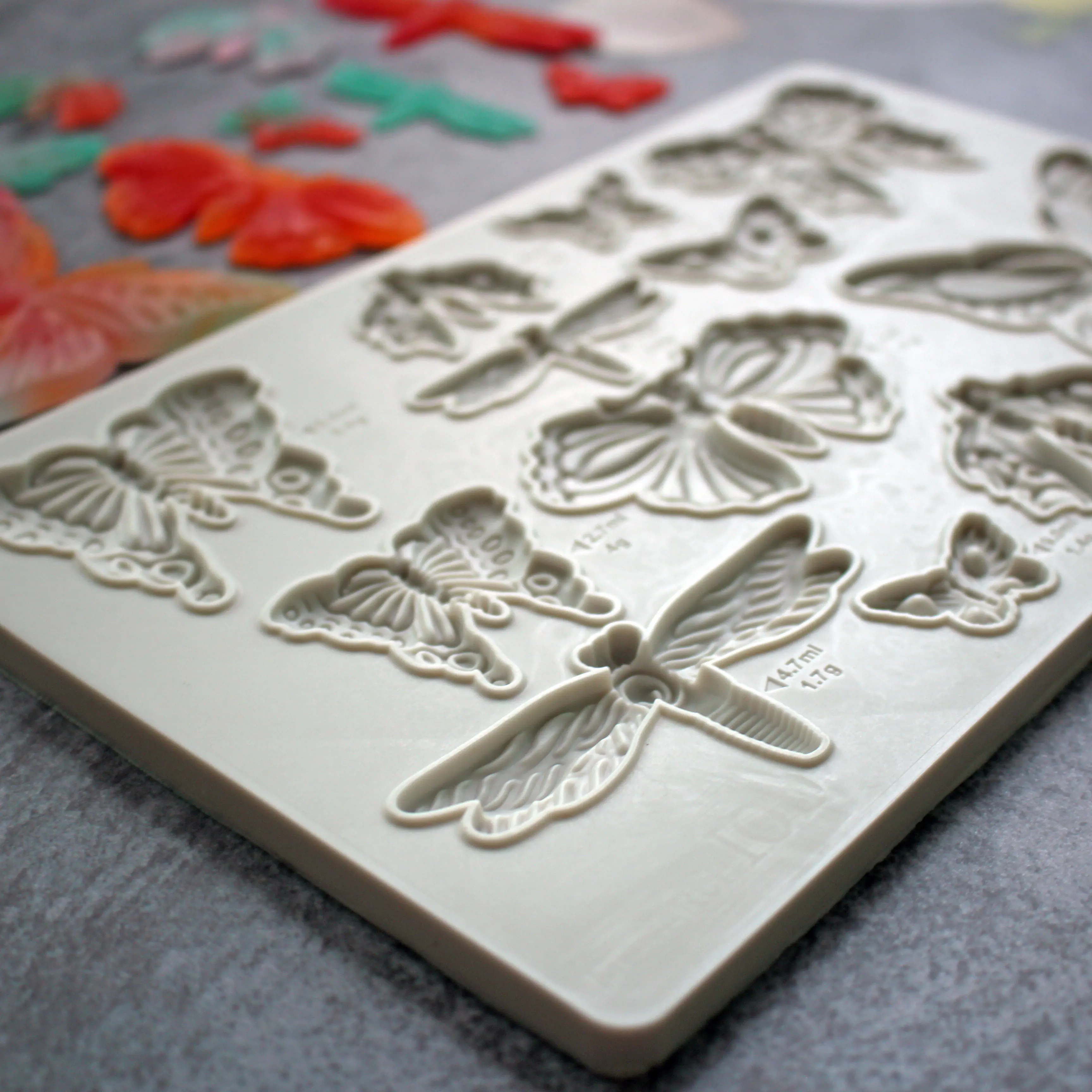 Insect Butterfly Dragonfly Silicone Mold Fondant Cake Decorating Silicone Mold Clay,Sugarcraft Chocolate Baking Tool，Kitchenware