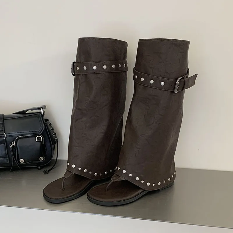 

Eilyken Vintage Comfortable Low Heels Round Clip Toe Women Knee-High Boots Sandals Designer Rivet Belt Buckle Summer Shoes