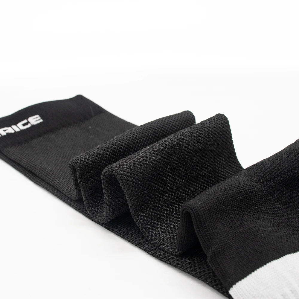 M/L 360 ° Schnittfeste Hockeysocken, feuchtigkeitsableitend, mit nahtloser Zehenpartie für Eishockey, Skifahren, Radfahren, Fußball, Sportsocken – Detail 8