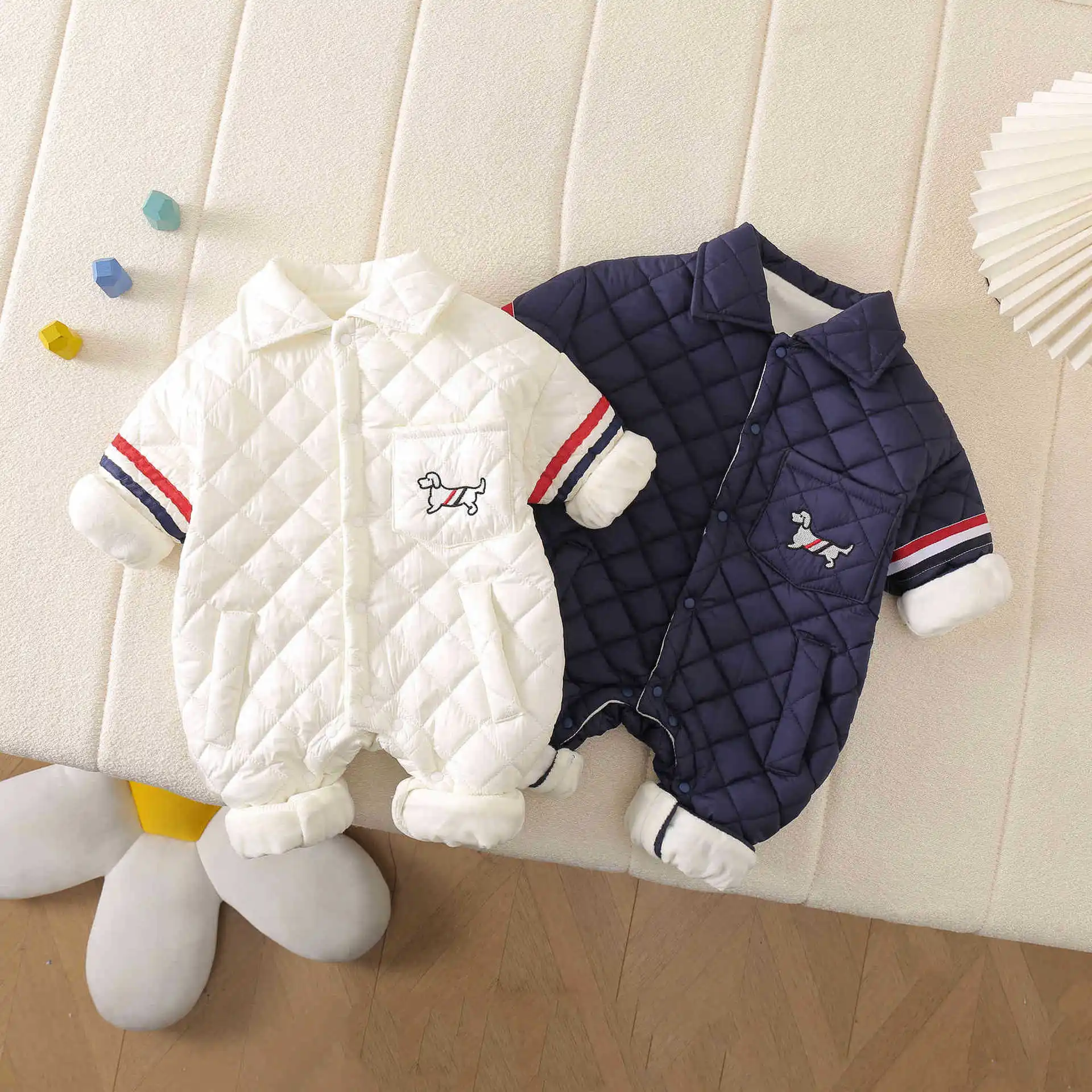 

Baby Boy Clothes Winter Warm Romper with Plush Lining, Thick Outfit with Cute Puppy Design for Infant Outdoor Crawling