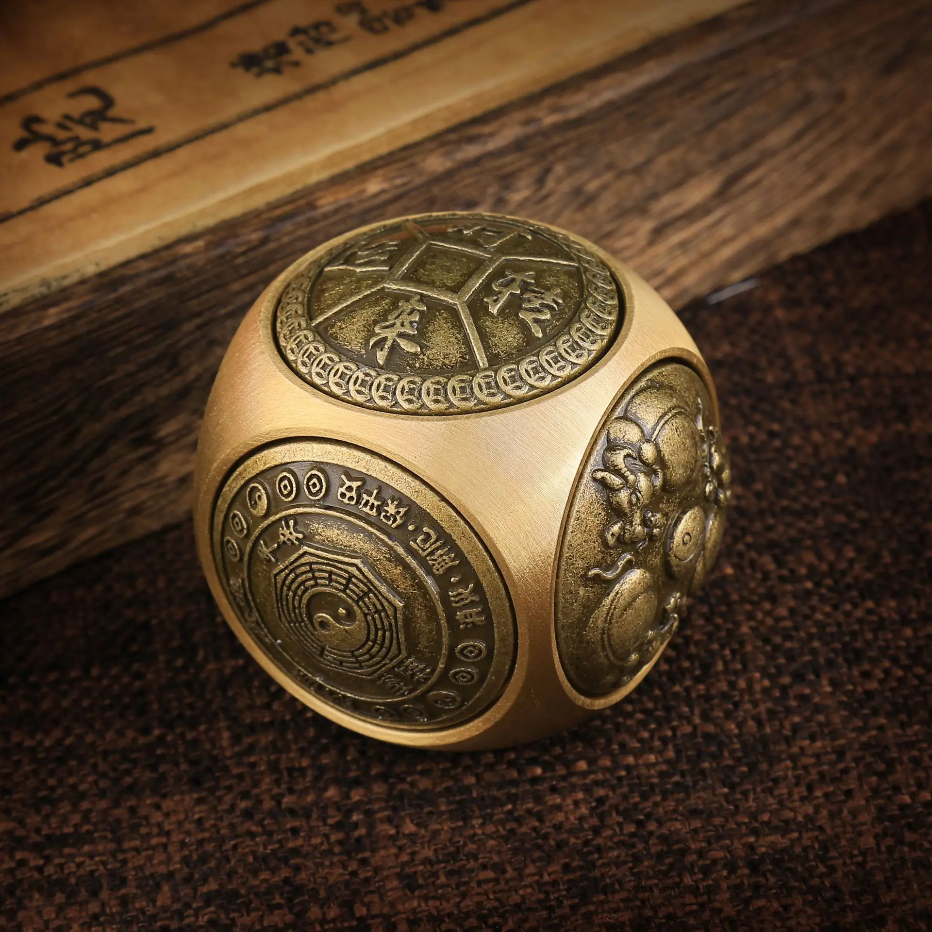 Brass Fidget Spinner Cube Six-sided Rotation Spherical Hand Spinner Adult Fidget Toy Chinese Style Bagua Stress Relief Toys