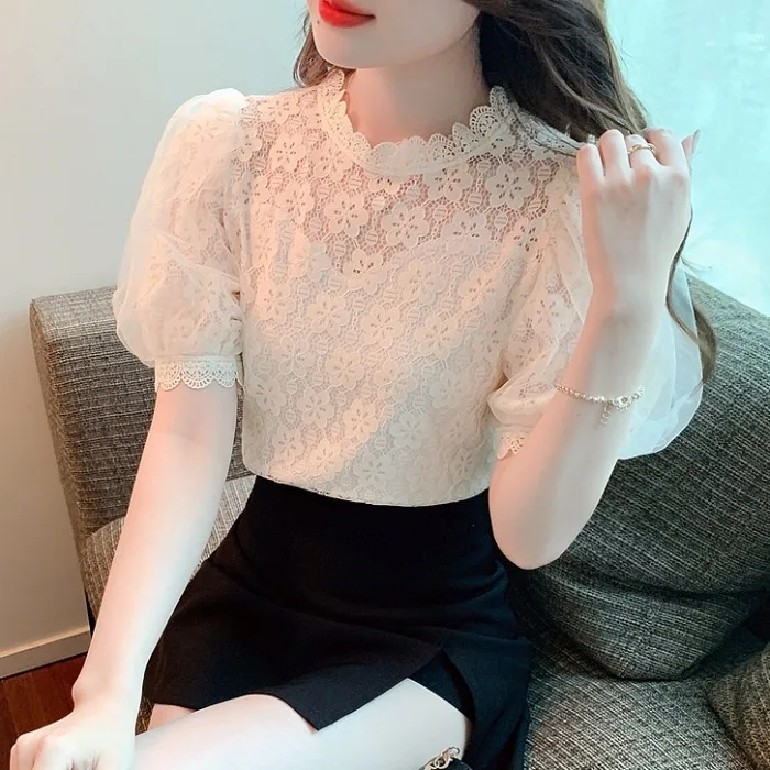 패셔너블 레이스 버블 슬리브 탑 여성 여름 신상 슬림 엘레 스윗 젊은 감각적인 개성있는 작은 사이즈 트렌디 한국 버전