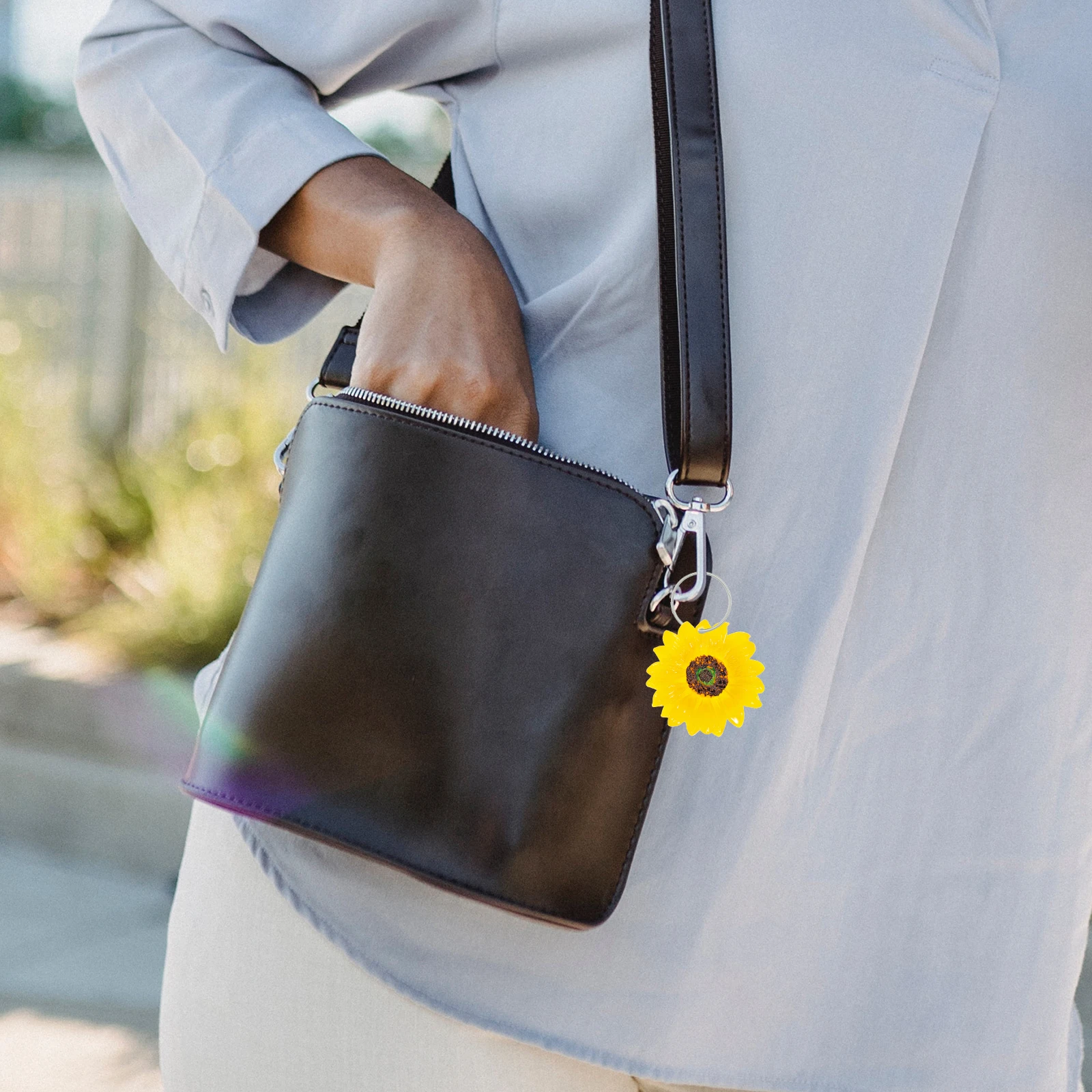 10 Pcs Sunflower Keychain Hanging for Decoration Party Car Dashboard Decorations Resin