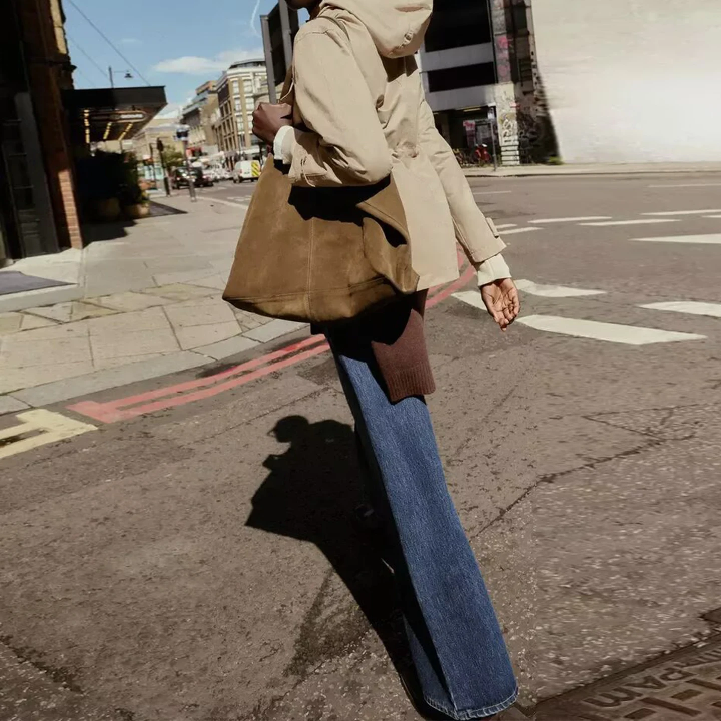 Automne 2025 Jaet à capuche pour femmes avec plusieurs kets Design décontracté pour les déplacements Sle Long Sve coupe ample coupe-vent manteau