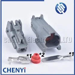 1 Pin 6.3mm series Automotive Headlight Connector plug Socket 7222-6214-40 7123-6214-40 with Pin For Canter Light Truck