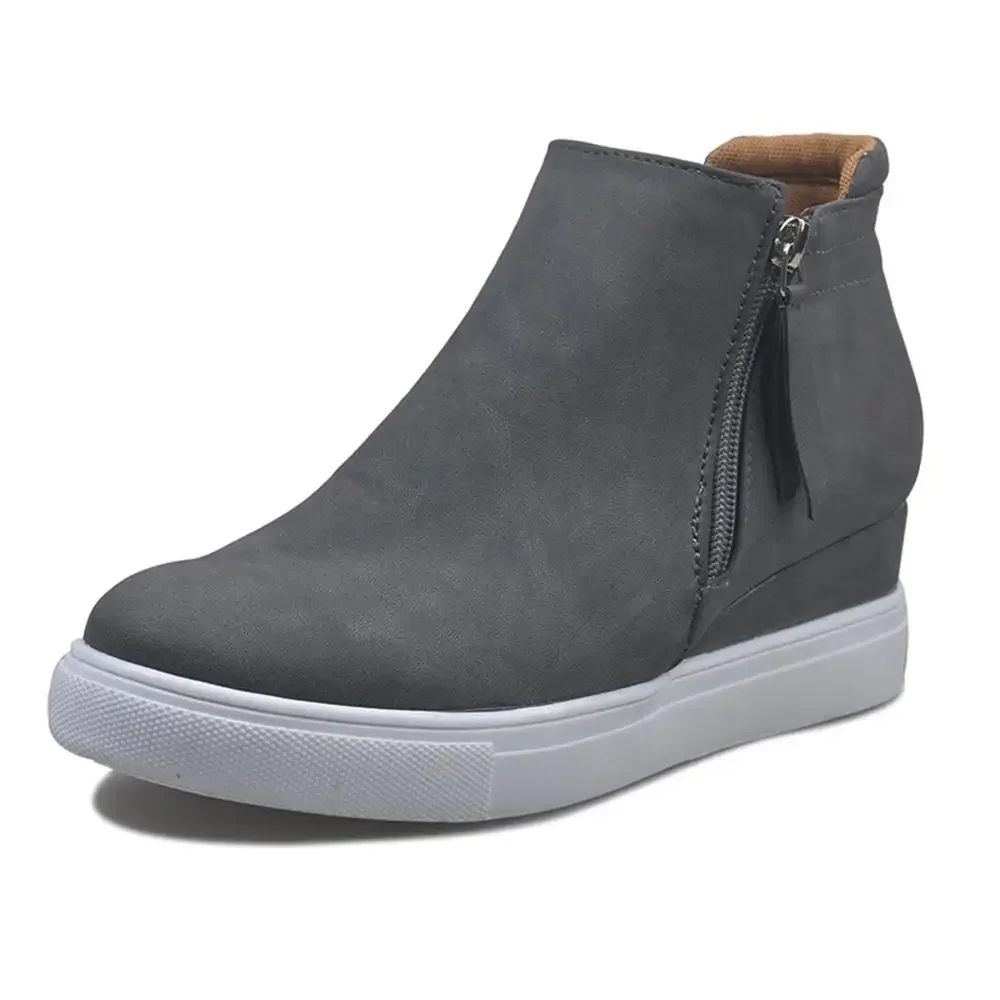 Nuove scarpe vulcanizzate da donna Scarpe sportive casual con zeppa con cerniera laterale alla moda Punta tonda Tacco medio Aumento interno Scarpe