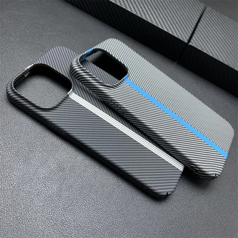 Casing Ponsel Pola Serat Karbon Ultra Tipis untuk IPhone 17 16 15 14 Plus 13 12 11 Pro Max Tahan Guncangan Matte Slim Hard Back Cover