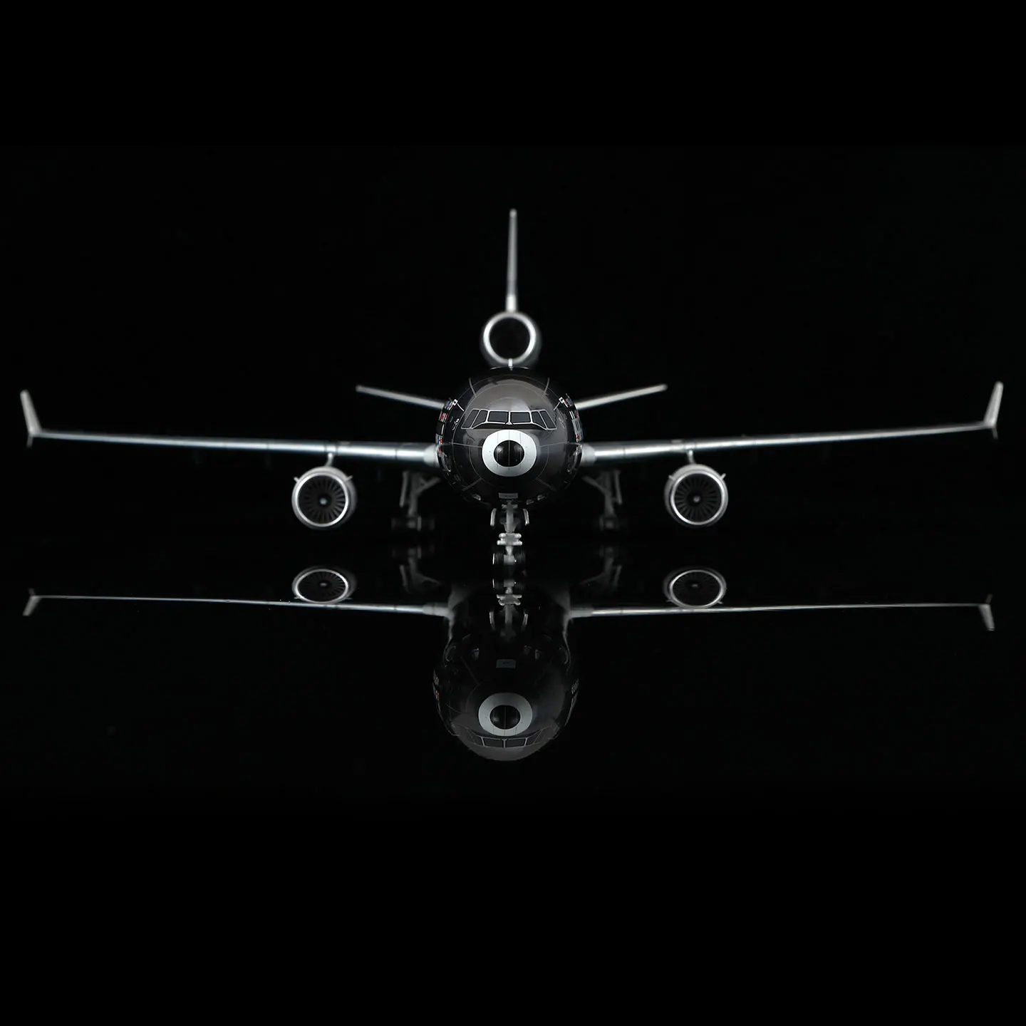 L2105 طائرة قابلة للجمع هدية أجنحة SQ 1:200 ماكدونيل دوغلاس MD-11 [لون المنزل[ نموذج طائرة دييكاست N111MD